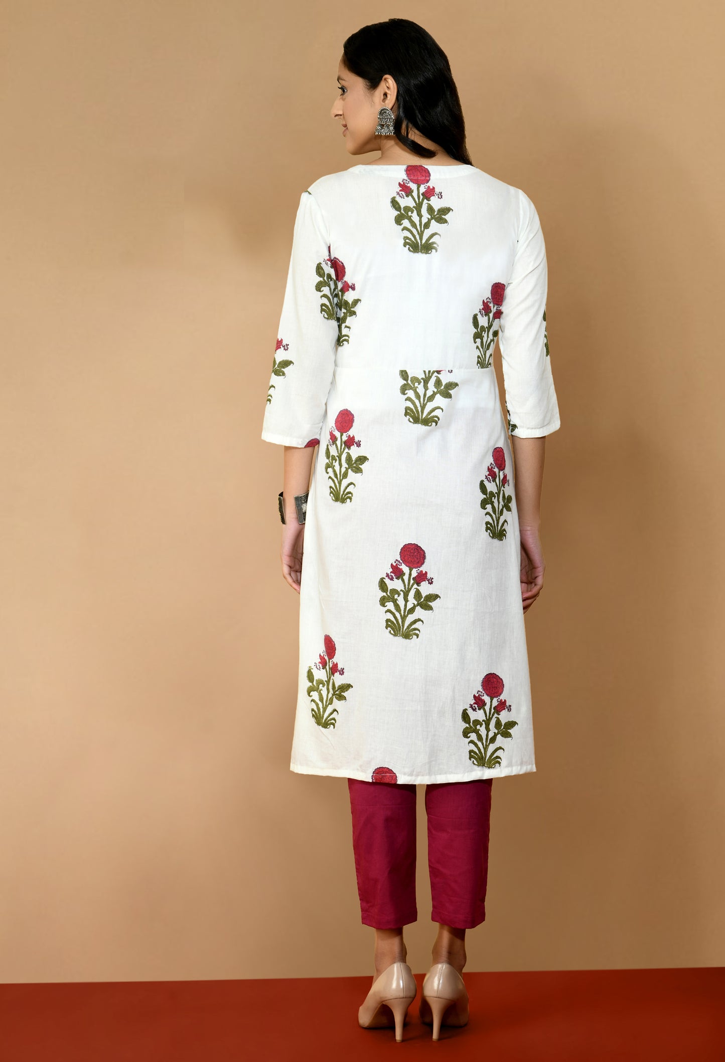 Plum Pink V-neck Kurta with Pants#4
