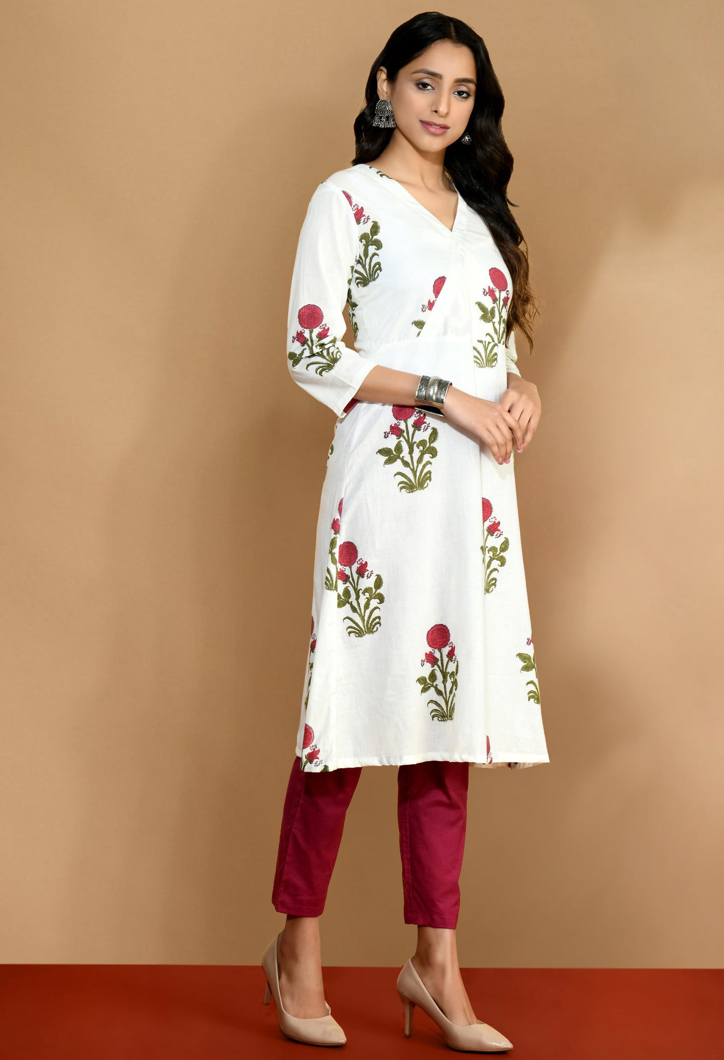 Plum Pink V-neck Kurta with Pants#4