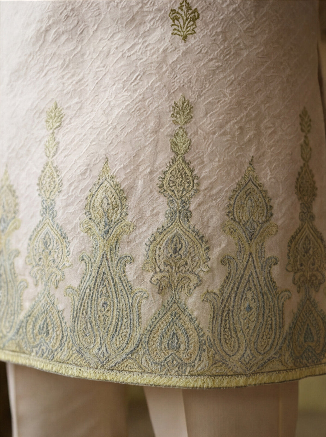Jashn Embroidered Kurta 