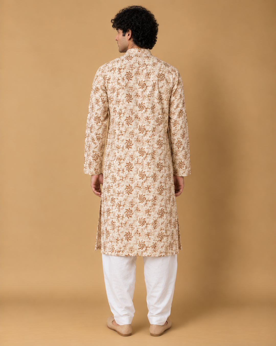 Upvan* Embroidered Kurta Set 