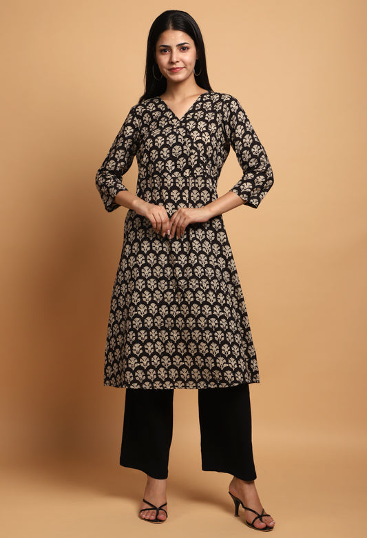 Tanjore  V-neck Kurta with Pants#7